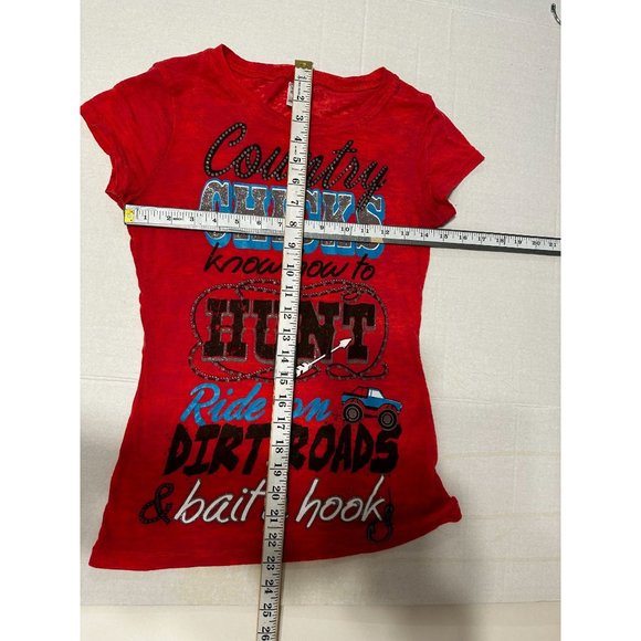Country Girls TShirt Red Sz M Ladies Hunt Fish Dirt Roads Thin - Picture 4 of 6